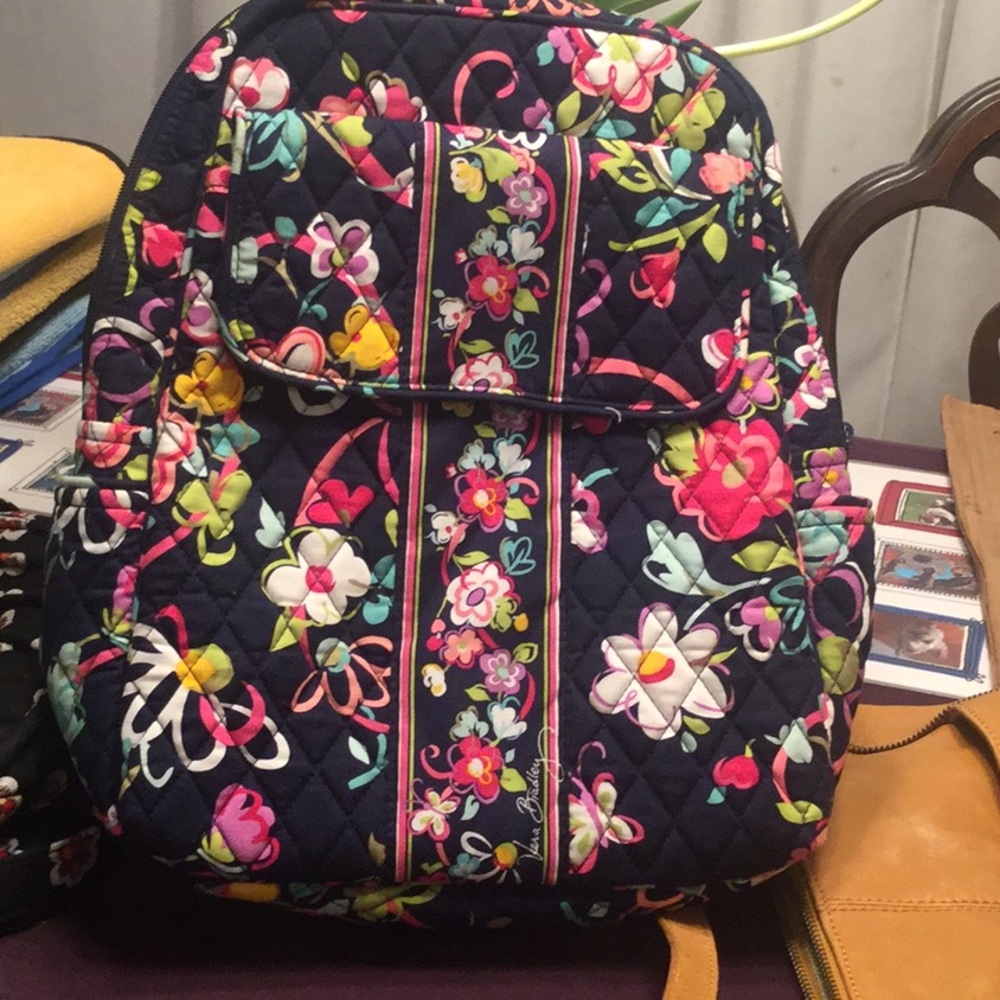 EUC Vera Bradley mini Back Pack Purse